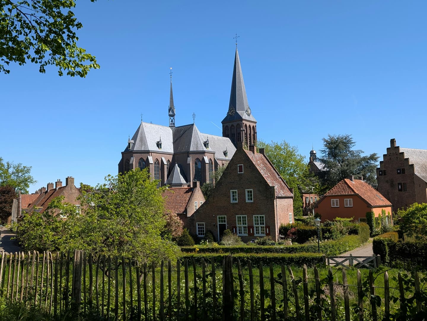 Inbox Storage opslag in Voorschoten — opgehaald aan huis